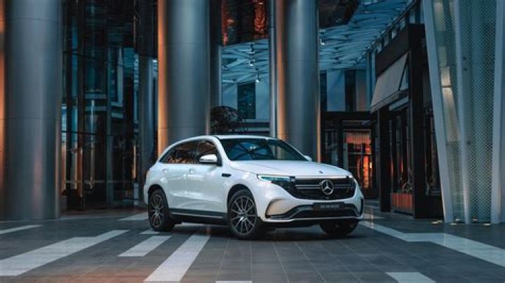 2023 Mercedes-Benz GLC review: specs, pricing