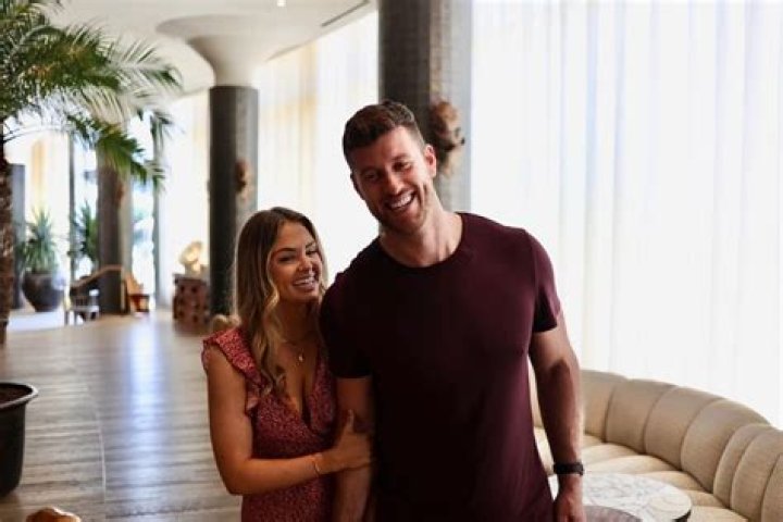 6 couples from Bachelor Nation who have called it quits
