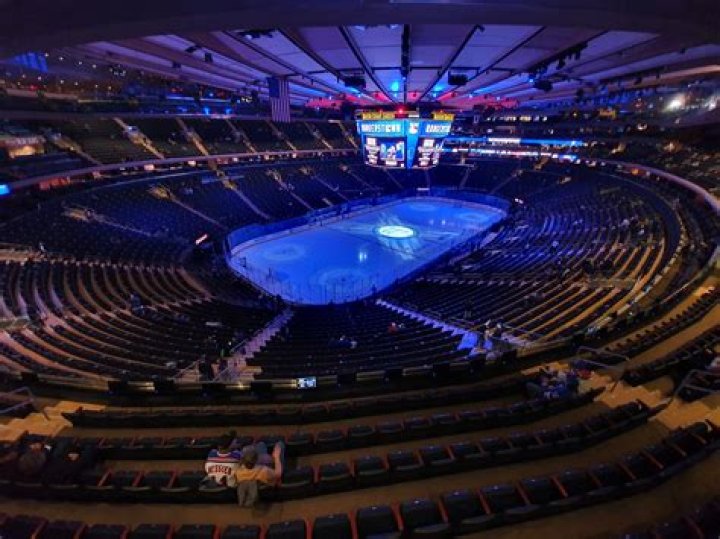 AIG Still Paying For Luxury Suite at Madison Square Garden