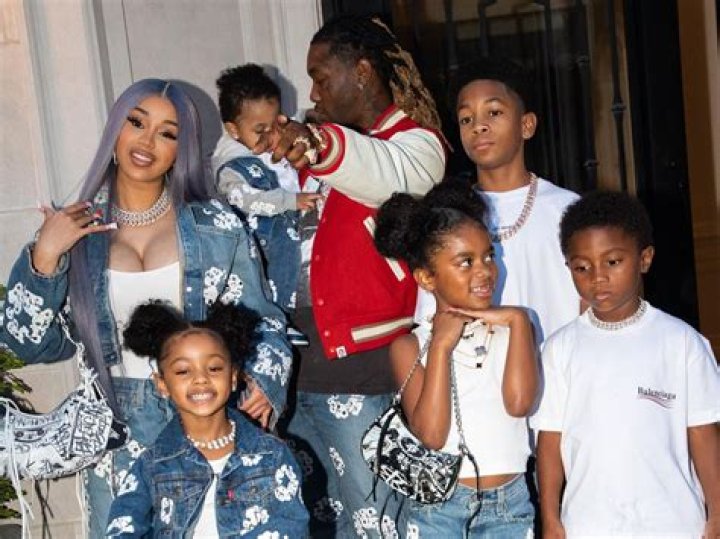 Offset (Rapper) Age, Birth Name, Children, Net Worth, Height, Mom