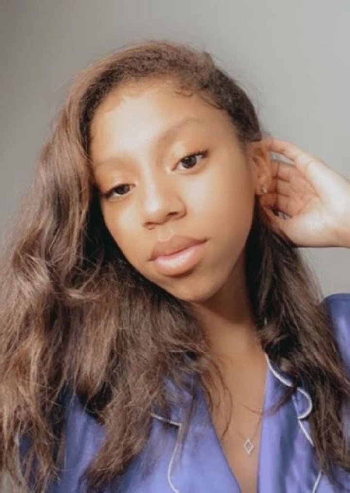 Solai Wicker – Celebsgraphy